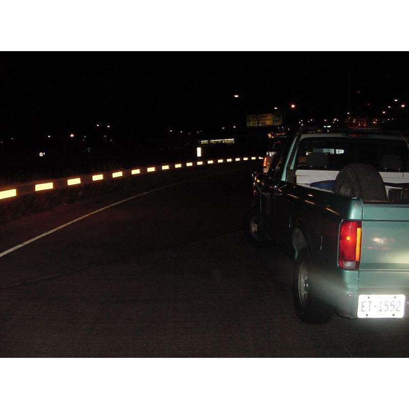 3M™ Diamond Grade™ Linear Delineation System LDS-W311.5 White, 31 in x 1.5 in, 50 per carton