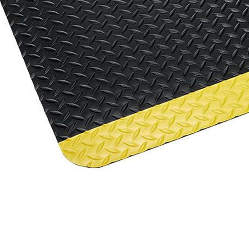 Anti Fatigue Industrial Deck Plate Ultra MAT, 4'x75', Black W/Yellow, 1/Case