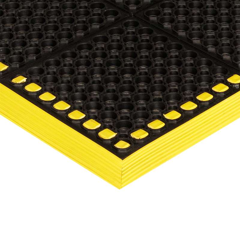 Drainage  Safewalk with Colored Borders 3-Sides MAT, 26"x40", Black W/Yellow, 1/Case
