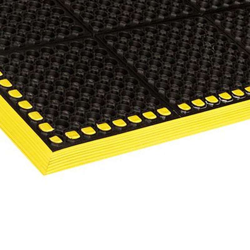 Drainage  Safewalk with Colored Borders 4-Sides MAT, 40"x40", Black W/Yellow, 1/Case