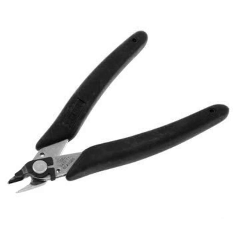 ESD-Safe Micro-Shear™ Flush Cutters with Lead Retainer and Cushion Grip Handles, 4-3/4" Long